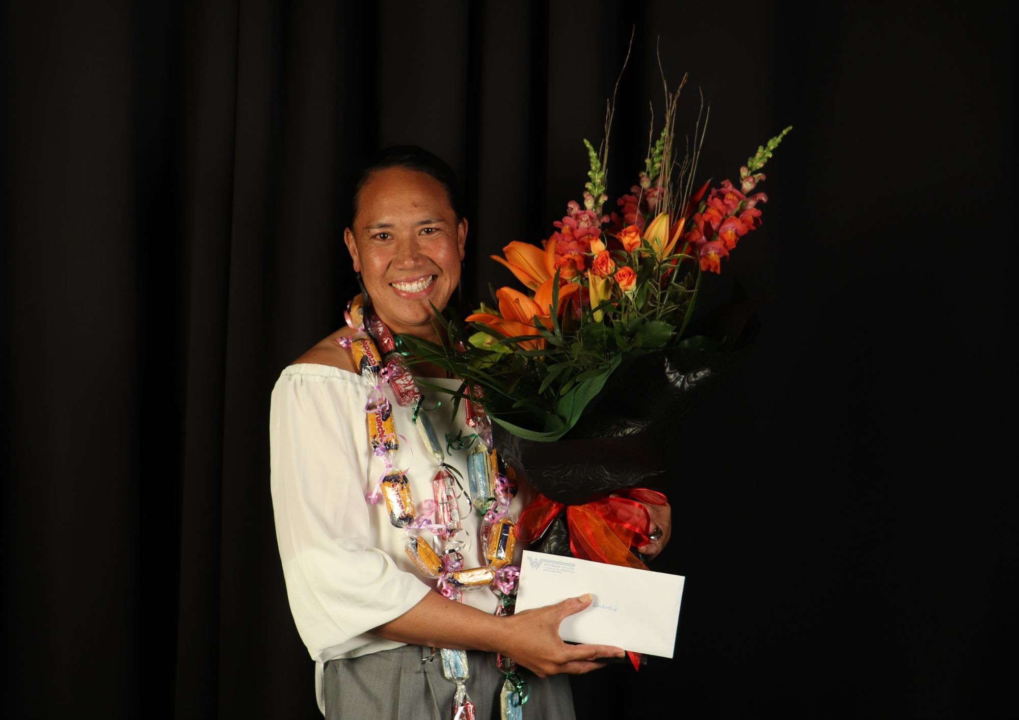 Ms Tai Tin Wins Waitākere College Staff Scholarship